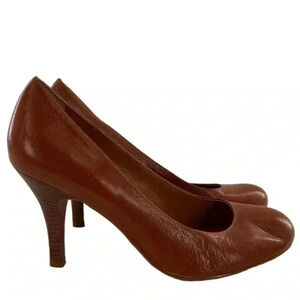 Gianni Bini womens heels size 7 tan leather almond toe